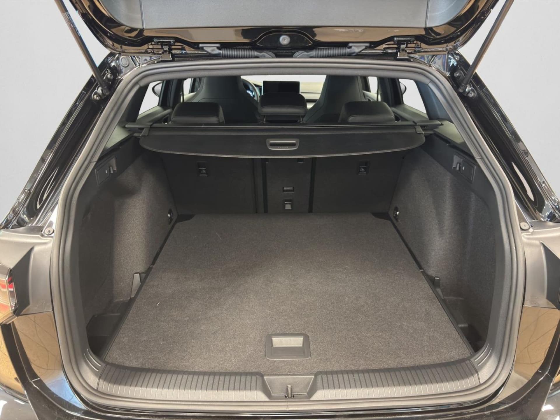 Volkswagen Golf Variant R-Line