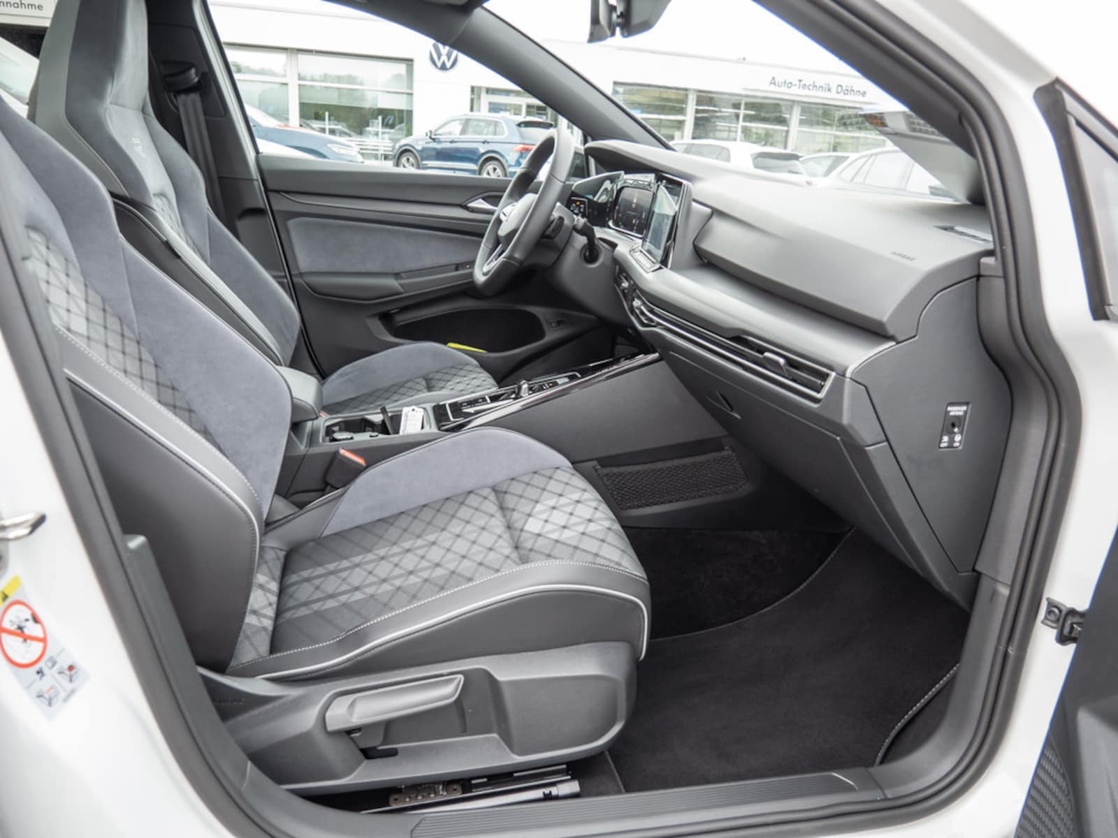 Volkswagen Golf Variant – Bild 2