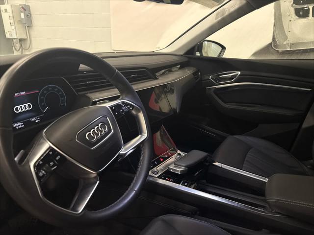 2023 AUDI E-TRON - Image 18