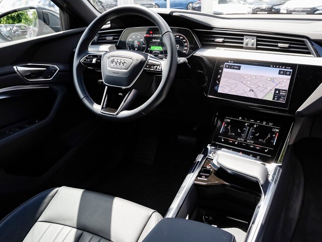 Image about Audi Q8 e-tron advanced 55 e-tron quattro
