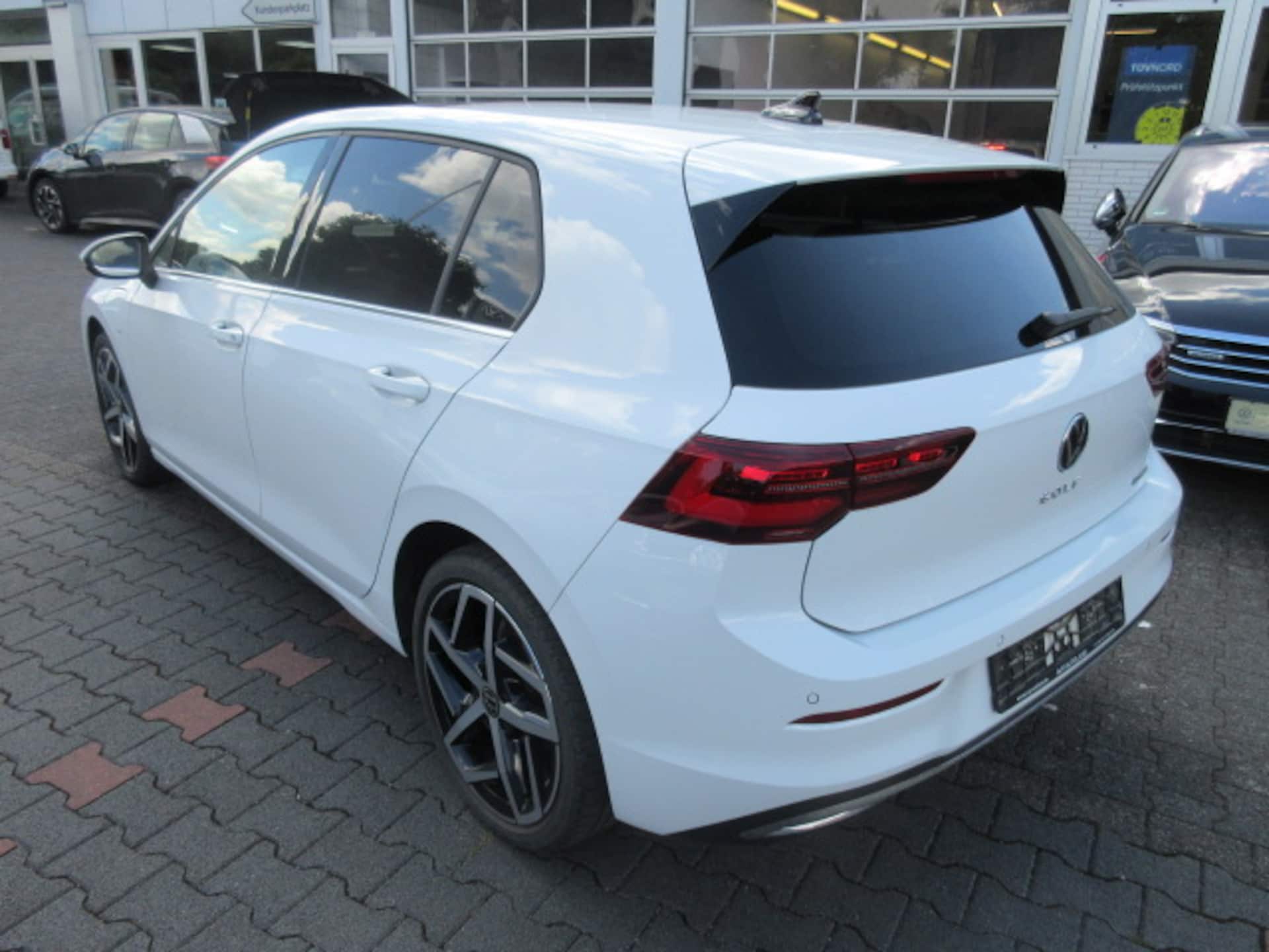 Volkswagen Golf Style