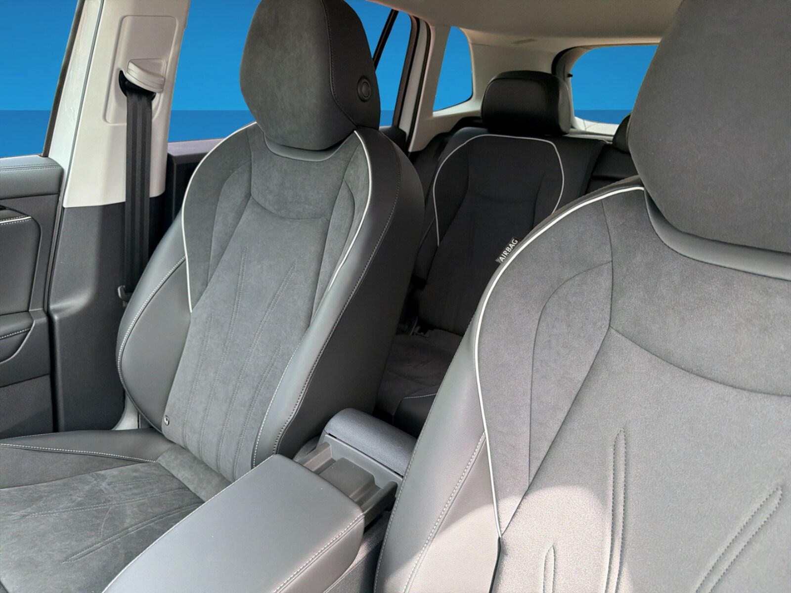 Volkswagen Tiguan – Bild 12