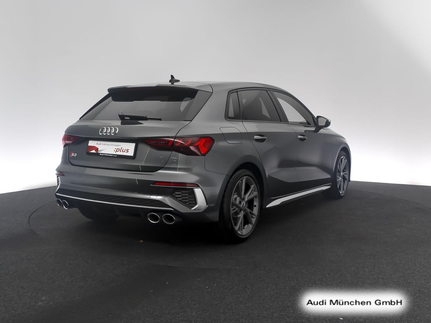Bild über Audi S3 Sportback TFSI quattro S tronic - für weitere Informationen kontaktieren Sie den Audi Partner