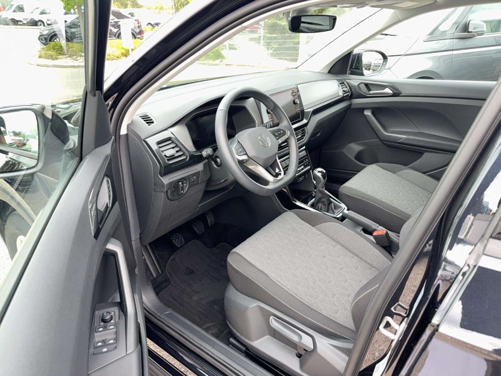 Volkswagen T-Cross – Bild 9