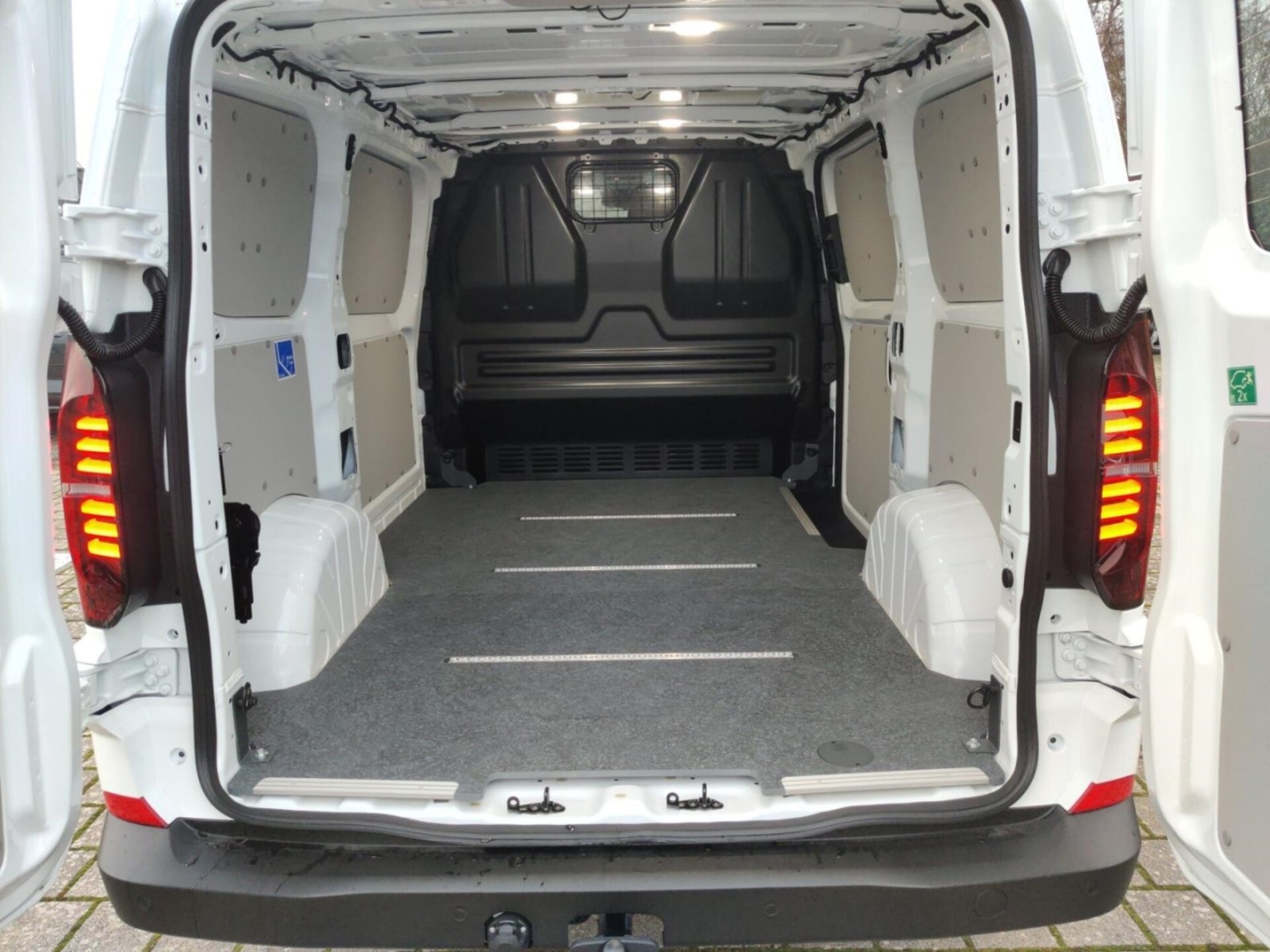 Volkswagen Transporter Kasten kurzer Radstand