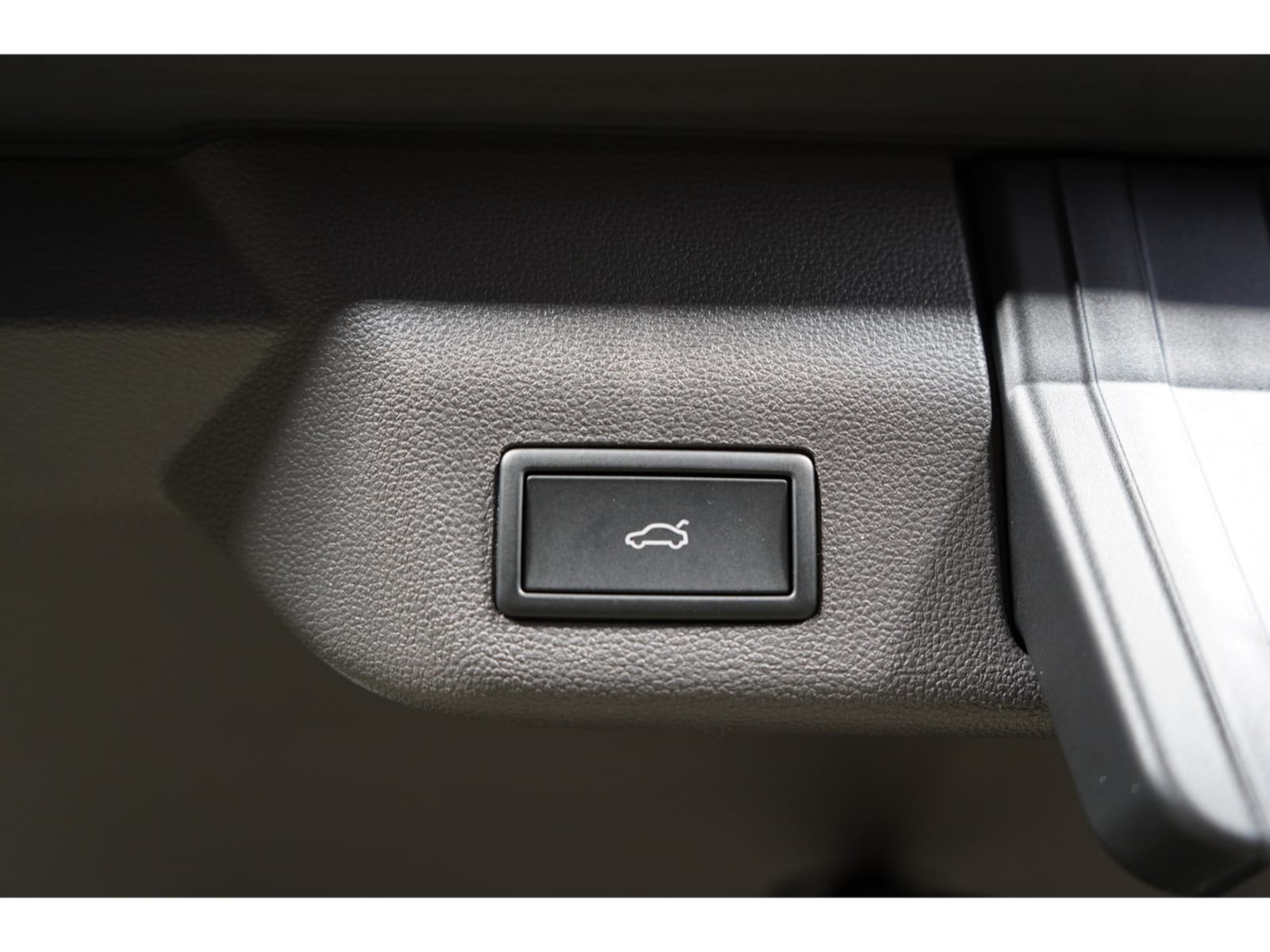Volkswagen Multivan Langversion – Bild 12