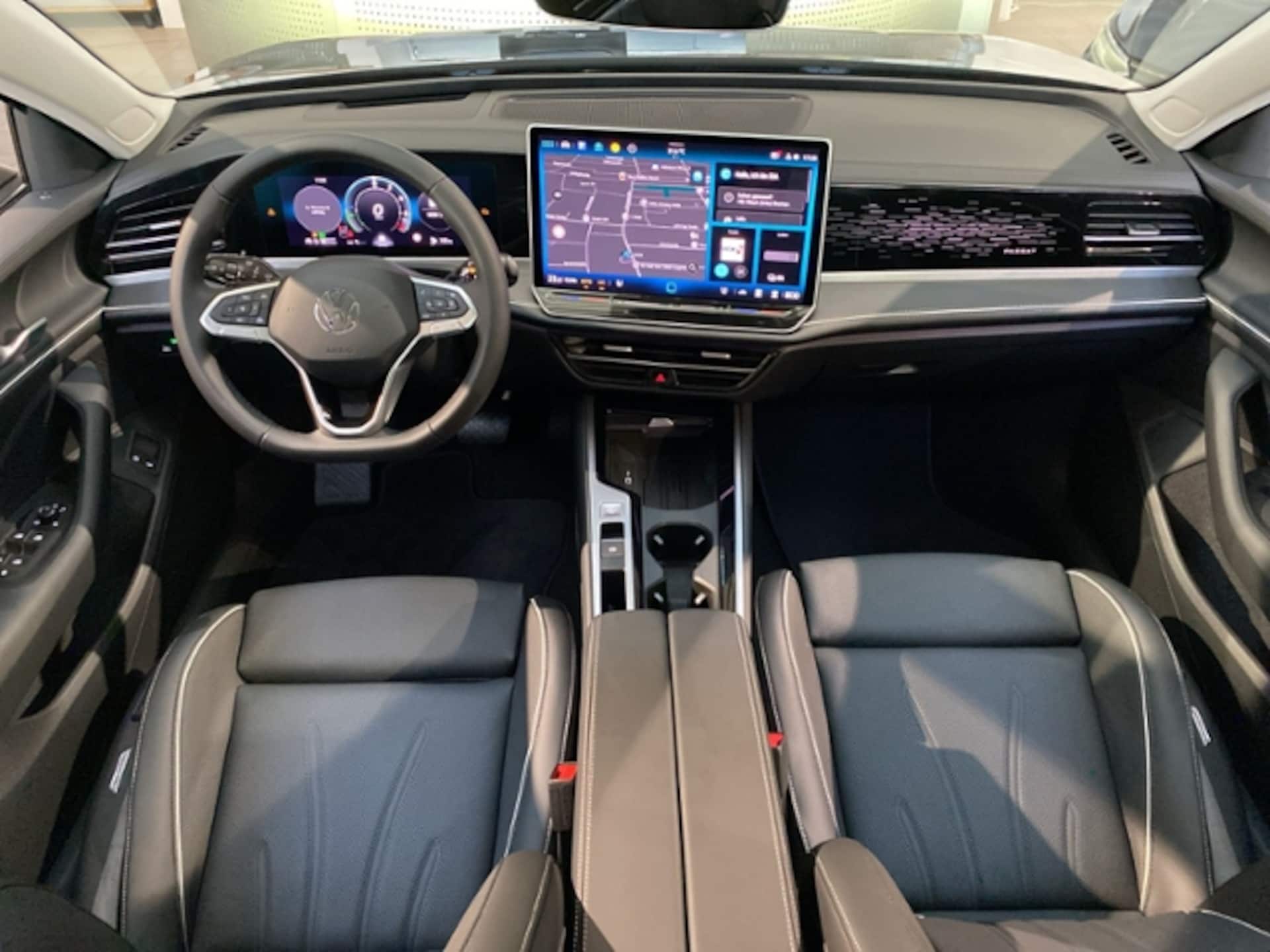 Volkswagen Passat Elegance