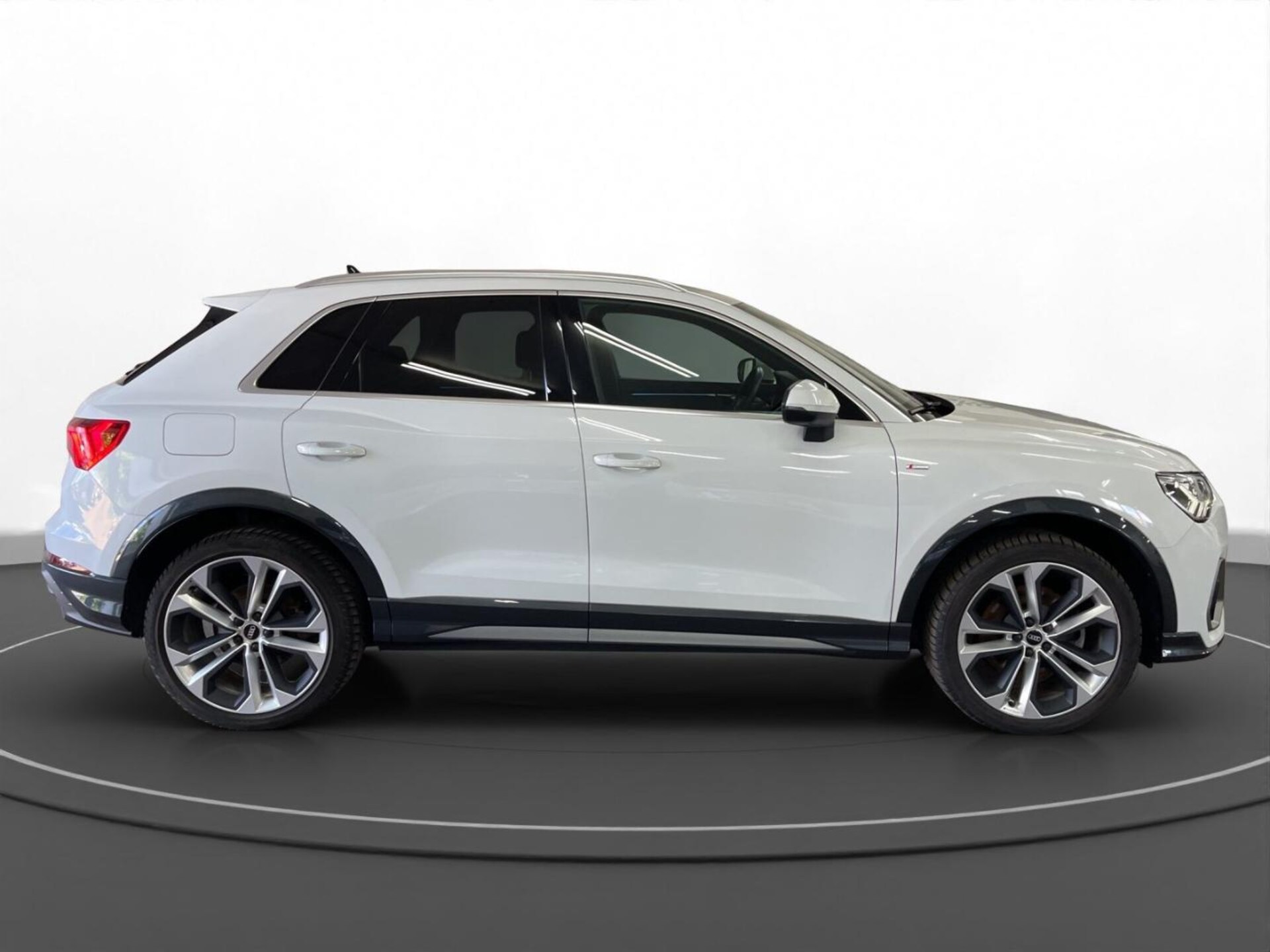 Audi Q3 TFSI e S line