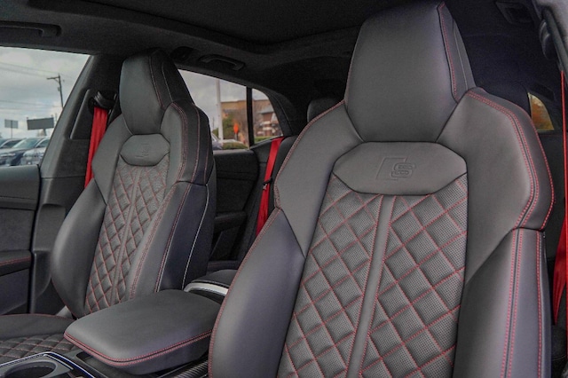 2026 Audi SQ8 Prestige - Photo 10