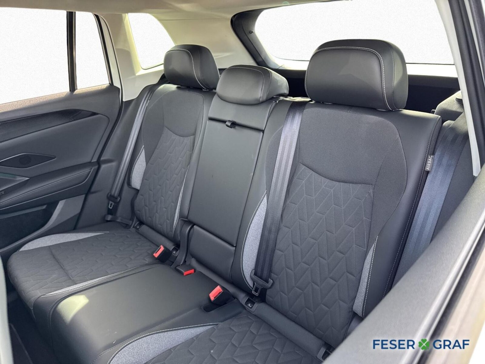 Volkswagen Tiguan – Bild 12