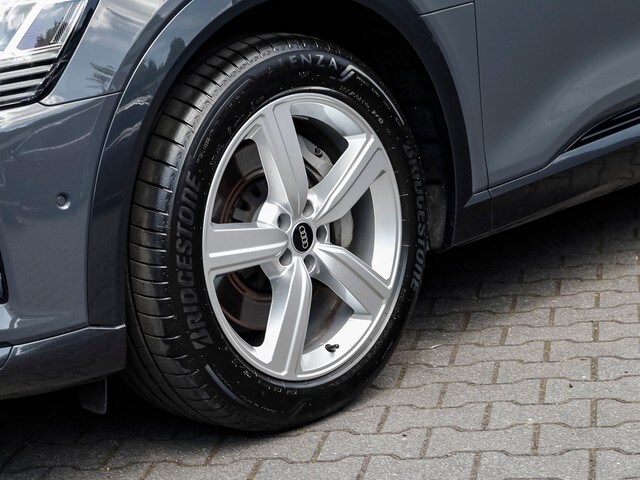 Image about Audi Q8 e-tron advanced 55 e-tron quattro