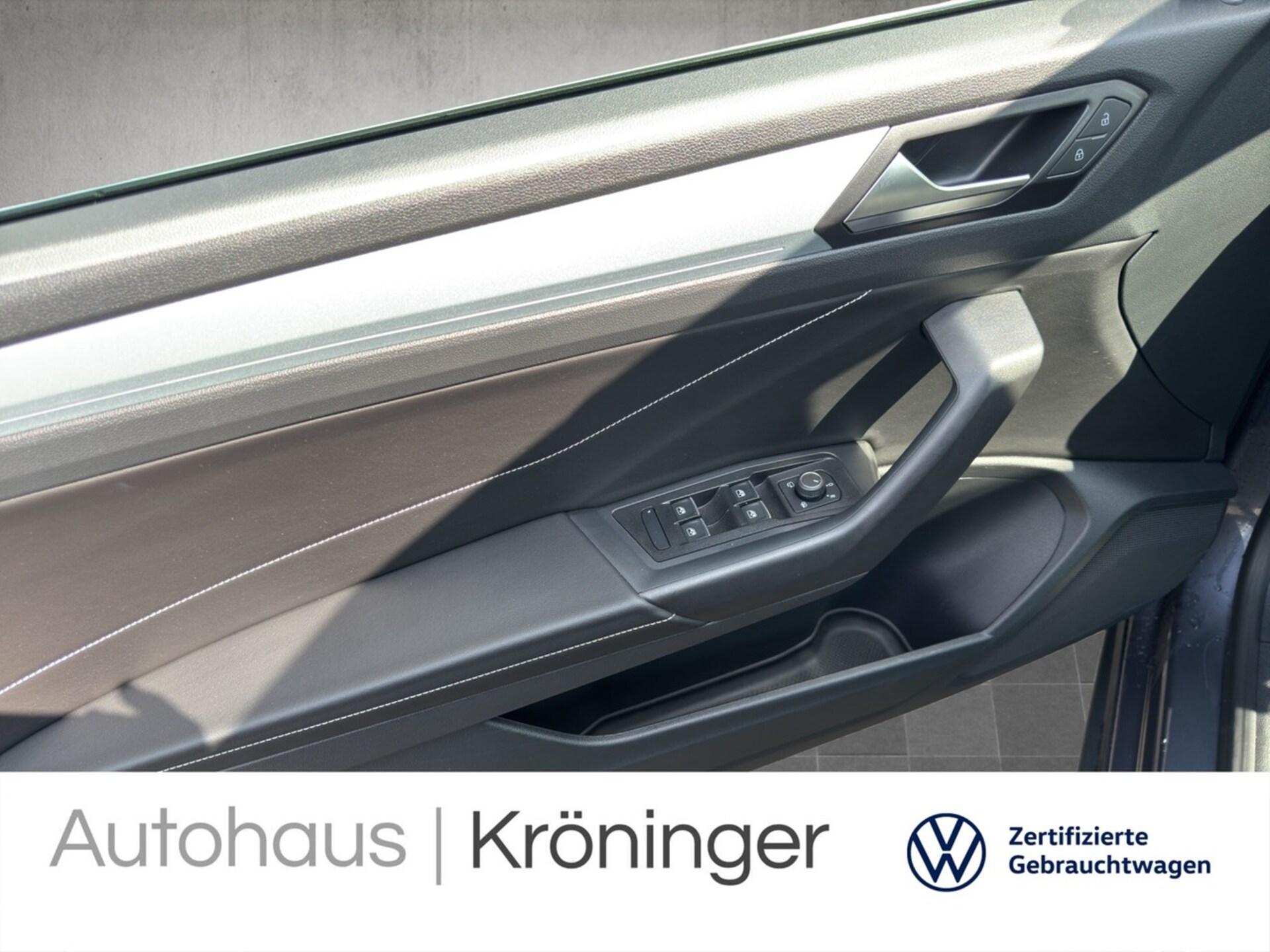 Volkswagen T-Roc Cabriolet Style