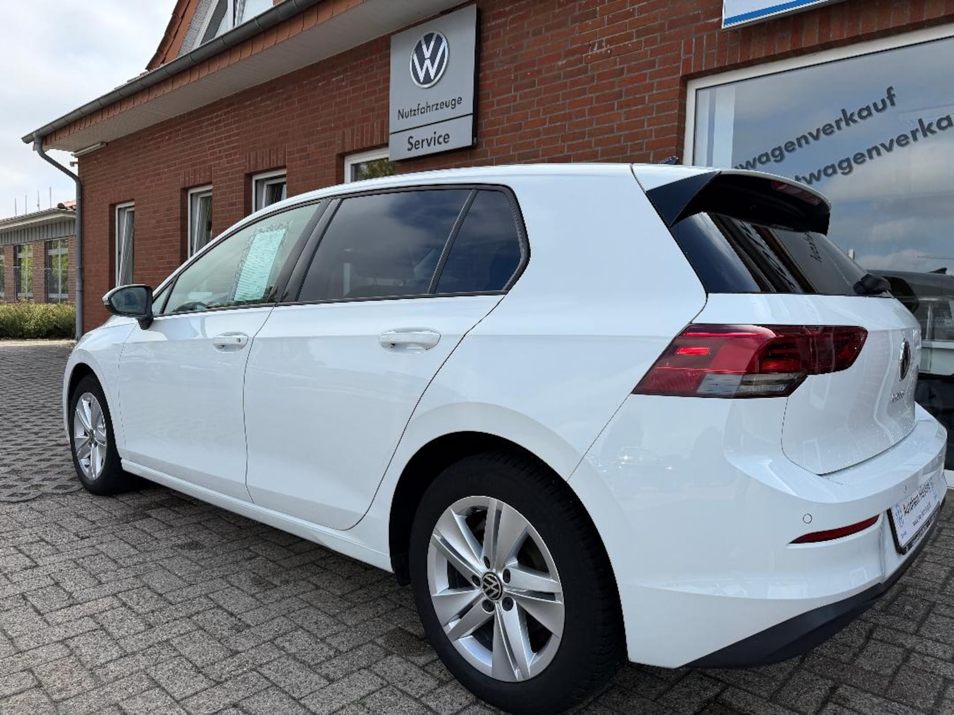 Volkswagen Golf Life