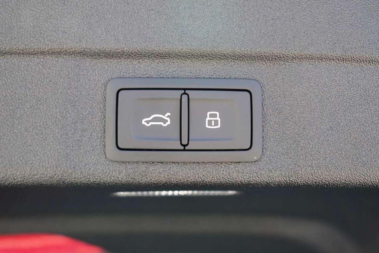 Image about Audi A5 Avant TFSI e e-hybrid quattro 270 kW S tronic