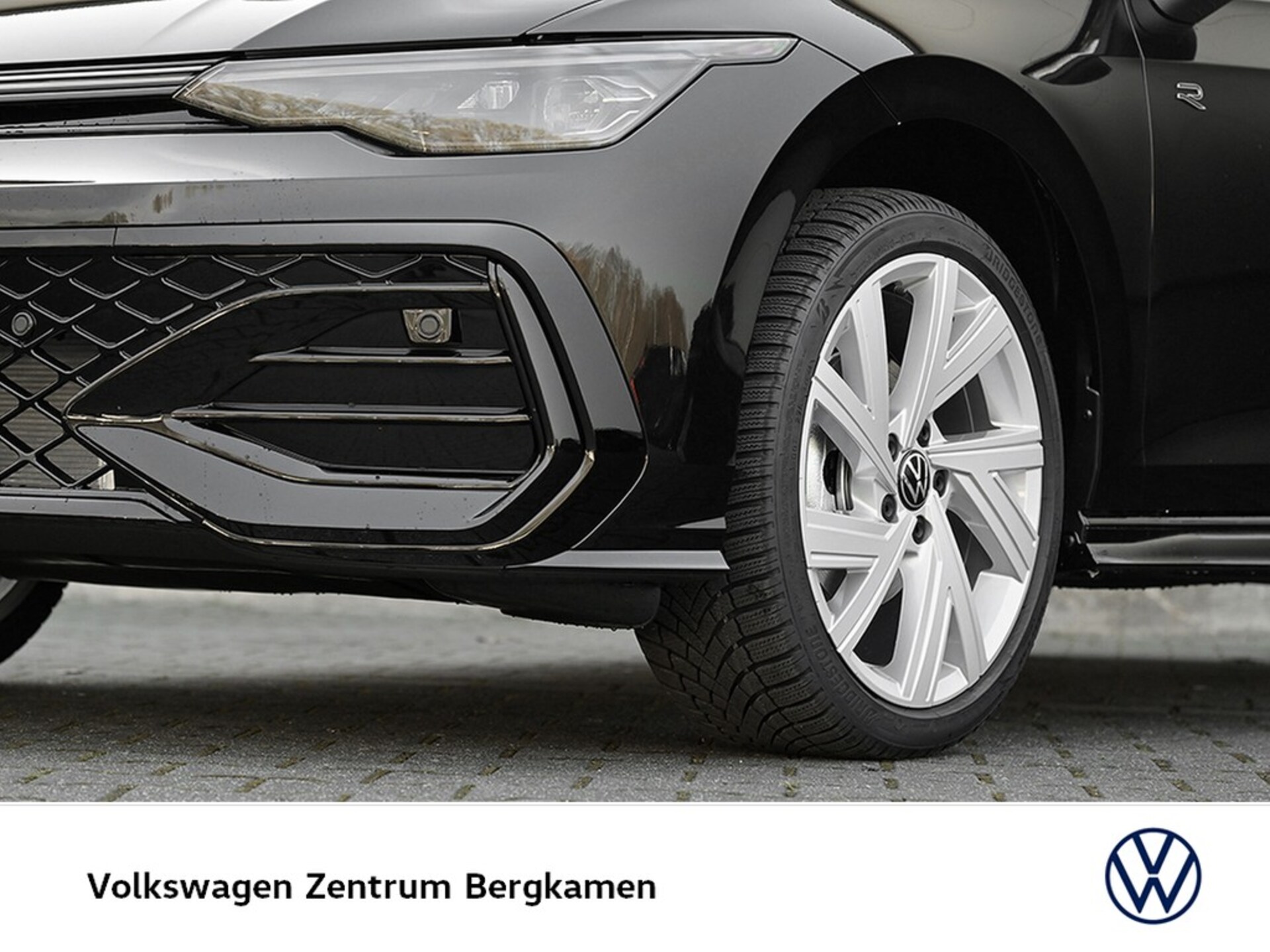 Volkswagen Golf R-Line