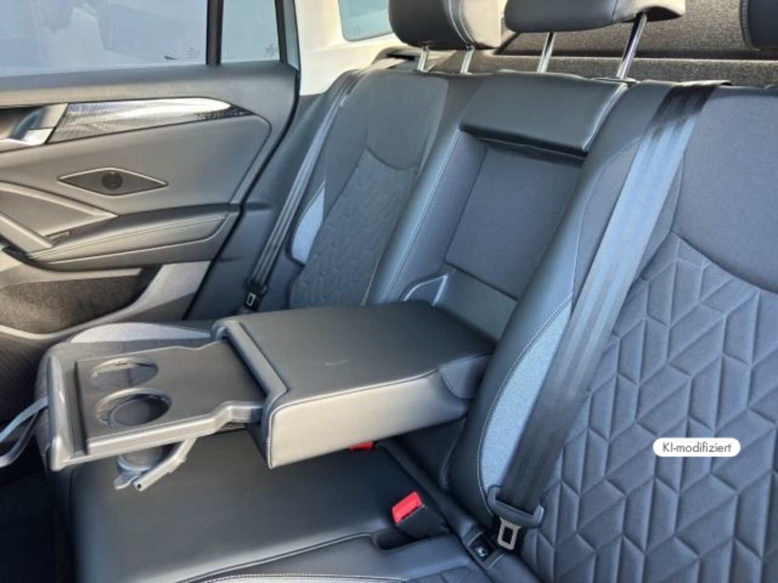 Volkswagen Tiguan – Bild 16