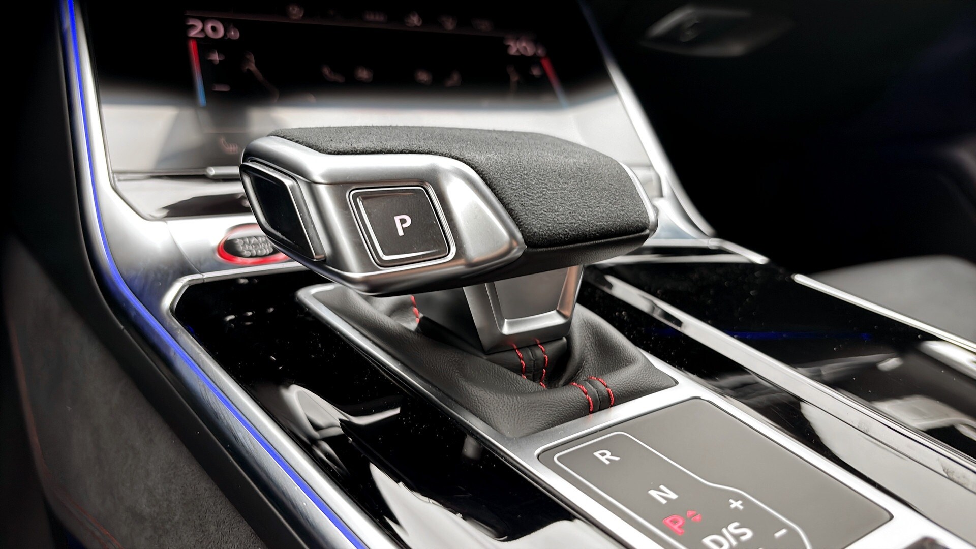 Bild som visar&nbsp;Audi RS 7 Sportback&nbsp;RS 7 Sportback performance 630 hk tiptronic - för mer information kontakta din Audi Partner