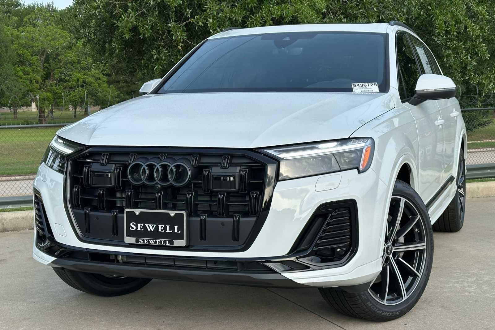 2026 Audi Q7 45 Premium Plus quattro Tiptronic's photo