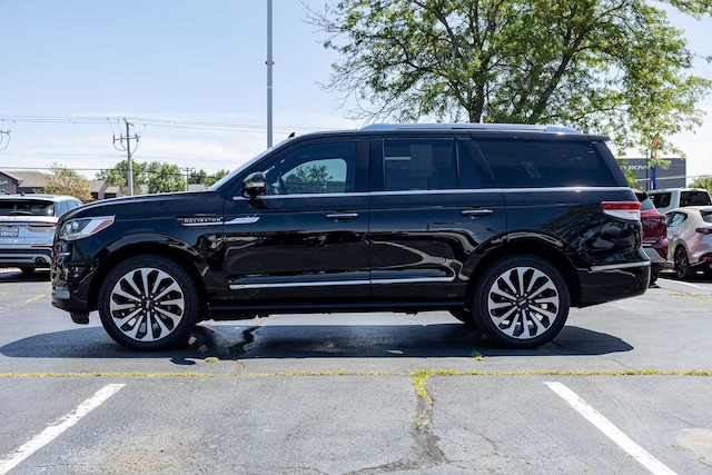 2023 Lincoln Navigator