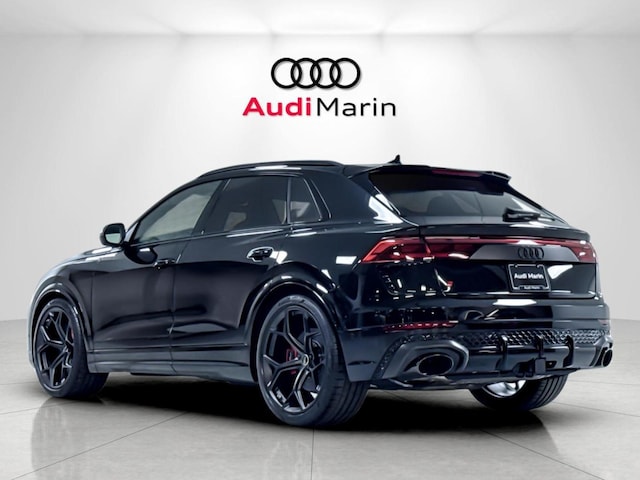 2026 Audi RS Q8 SUV performance