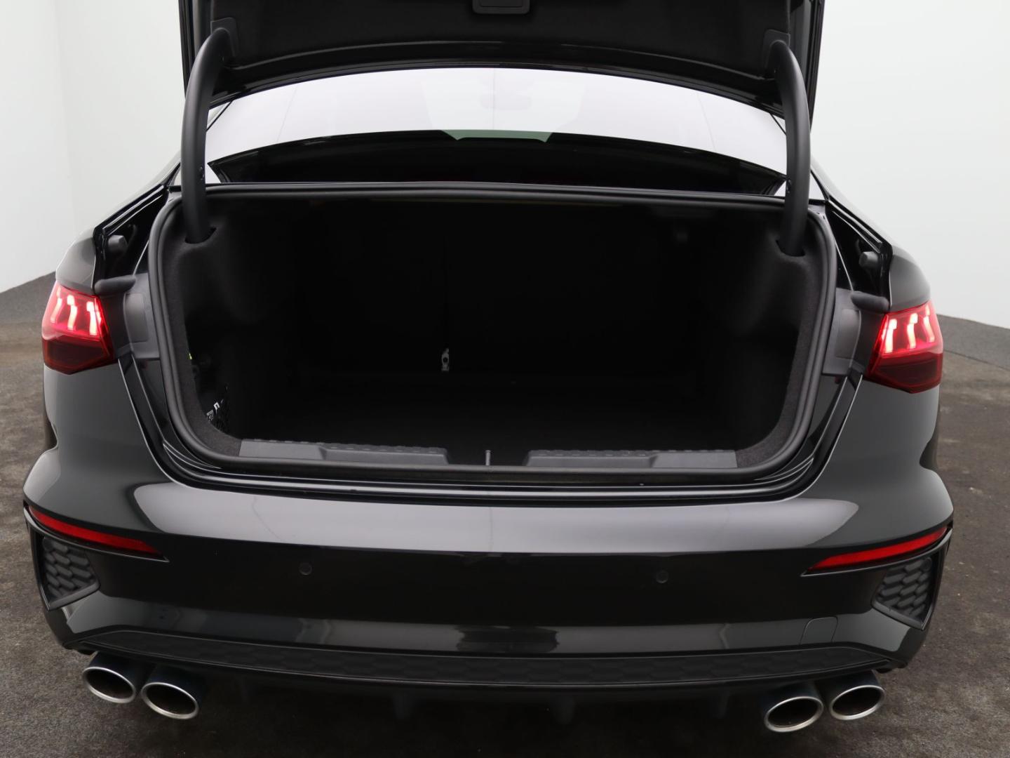 Image about Audi S3 Limousine TFSI quattro S tronic