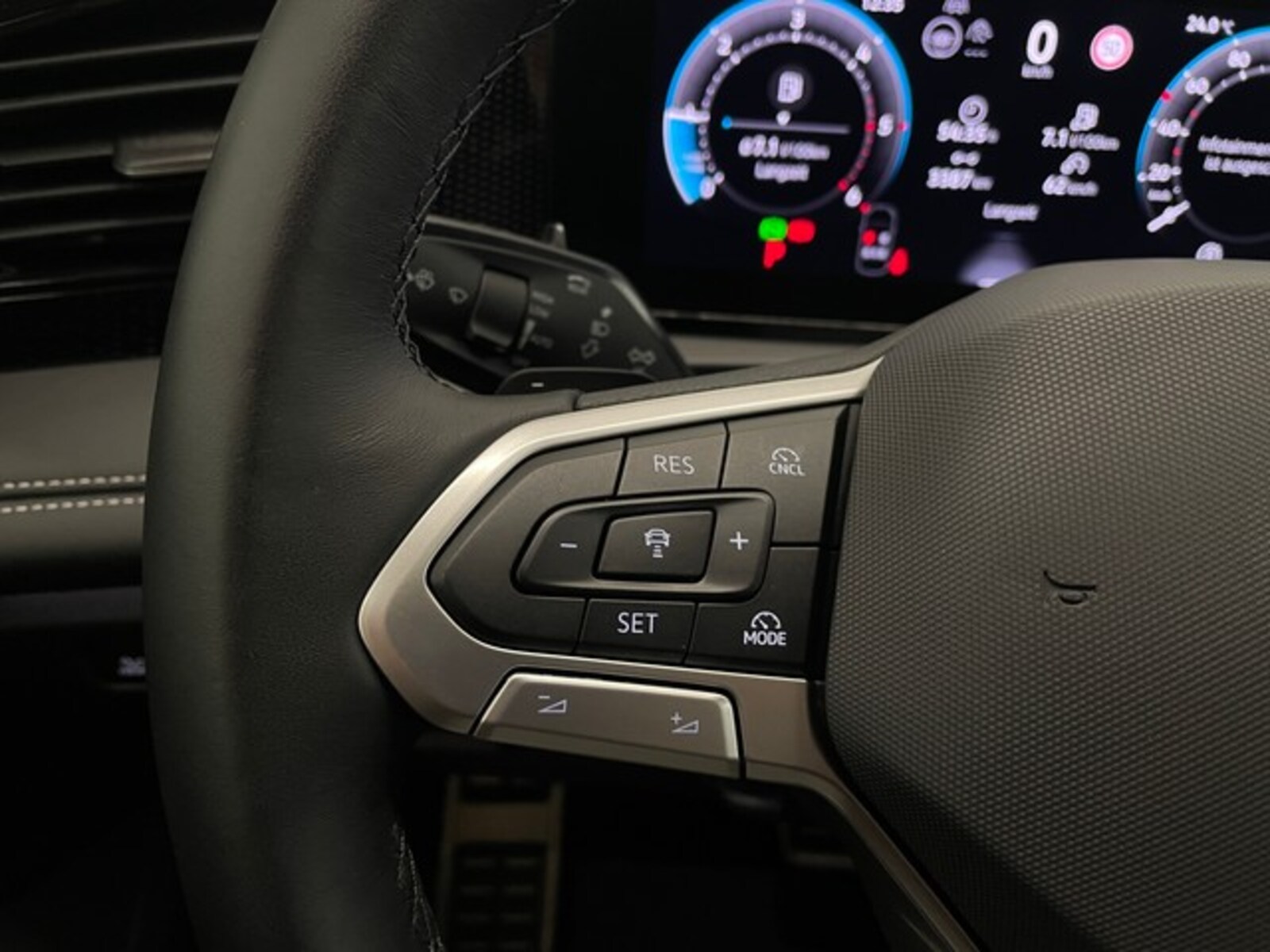 Volkswagen Tiguan – Bild 14