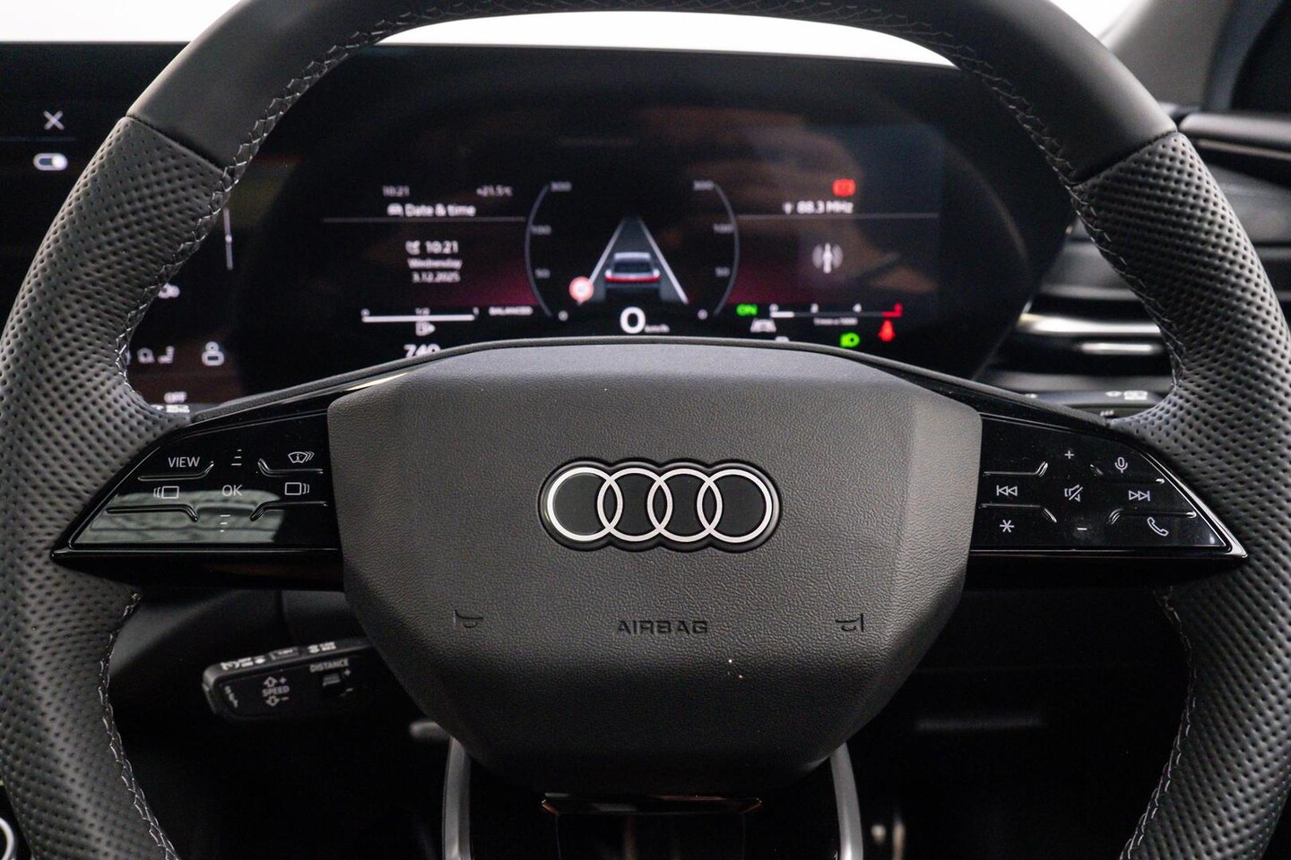 Image about Audi Q5 SUV TDI quattro 150 kW sport