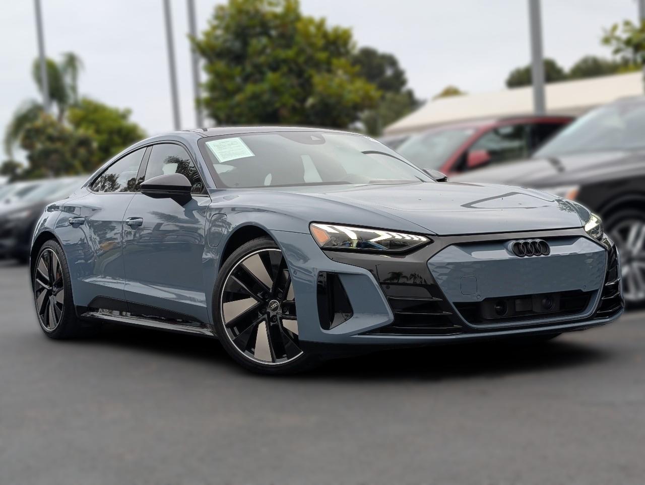 2023 Audi e-tron GT Prestige quattro's photo