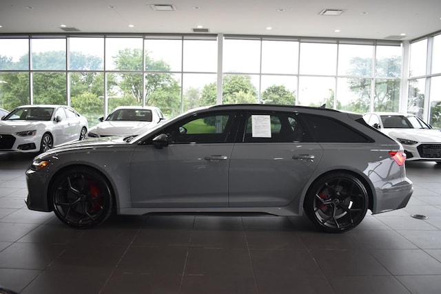 2025 Audi RS6 Avant performance