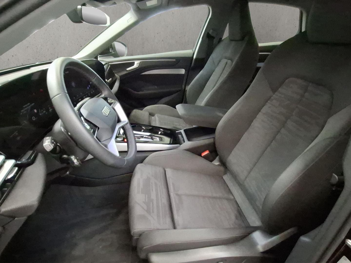 Bild über Audi A6 Limousine TDI 150 kW S tronic - für weitere Informationen kontaktieren Sie den Audi Partner