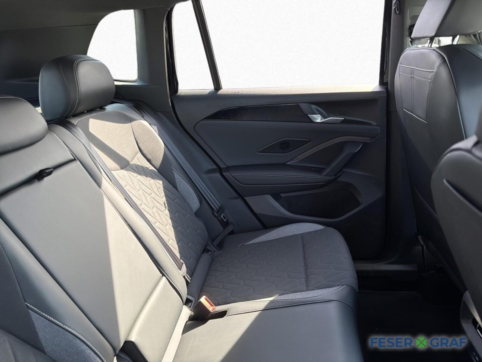 Volkswagen Tiguan – Bild 12