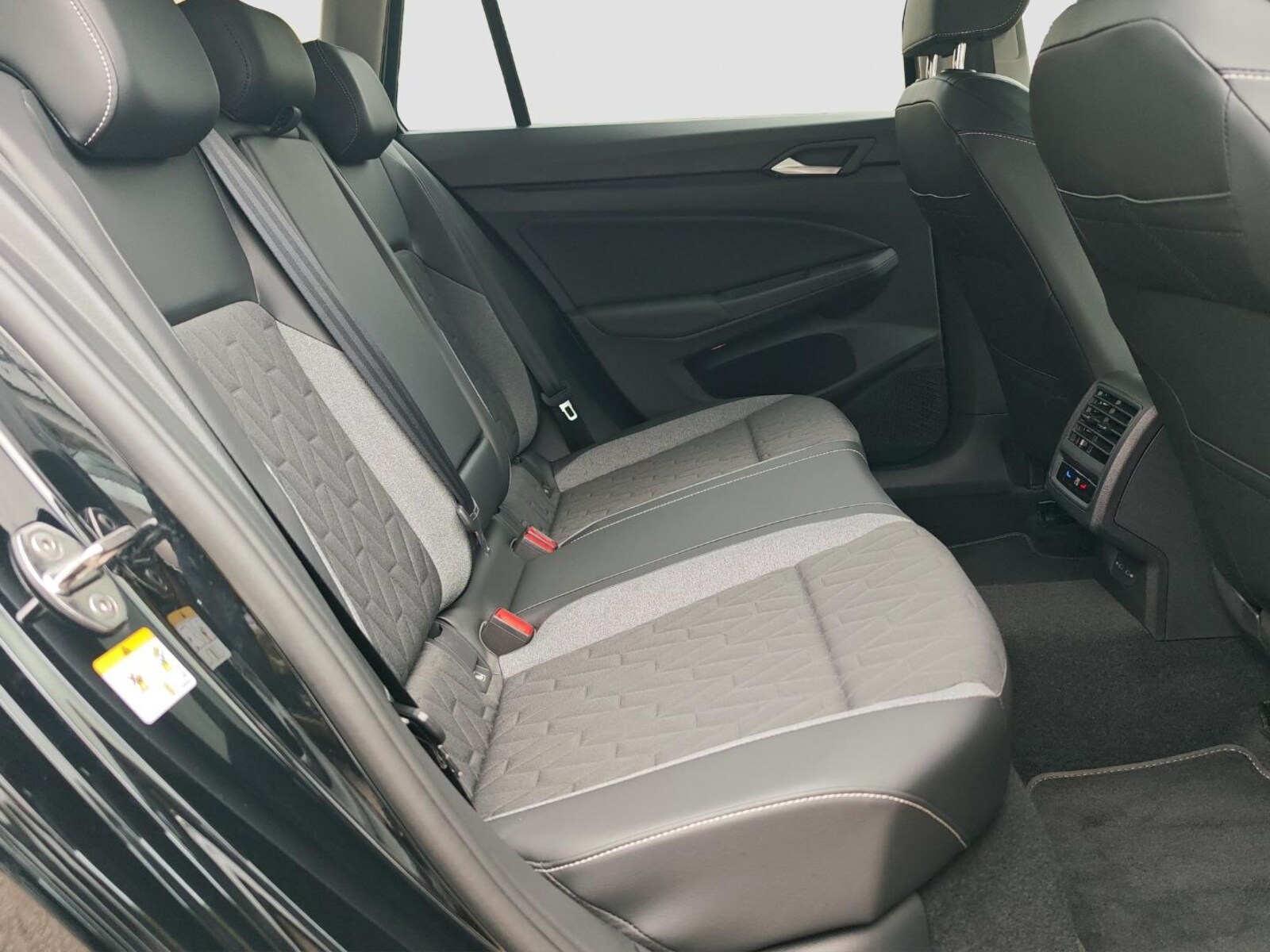 Volkswagen Golf Variant – Bild 16