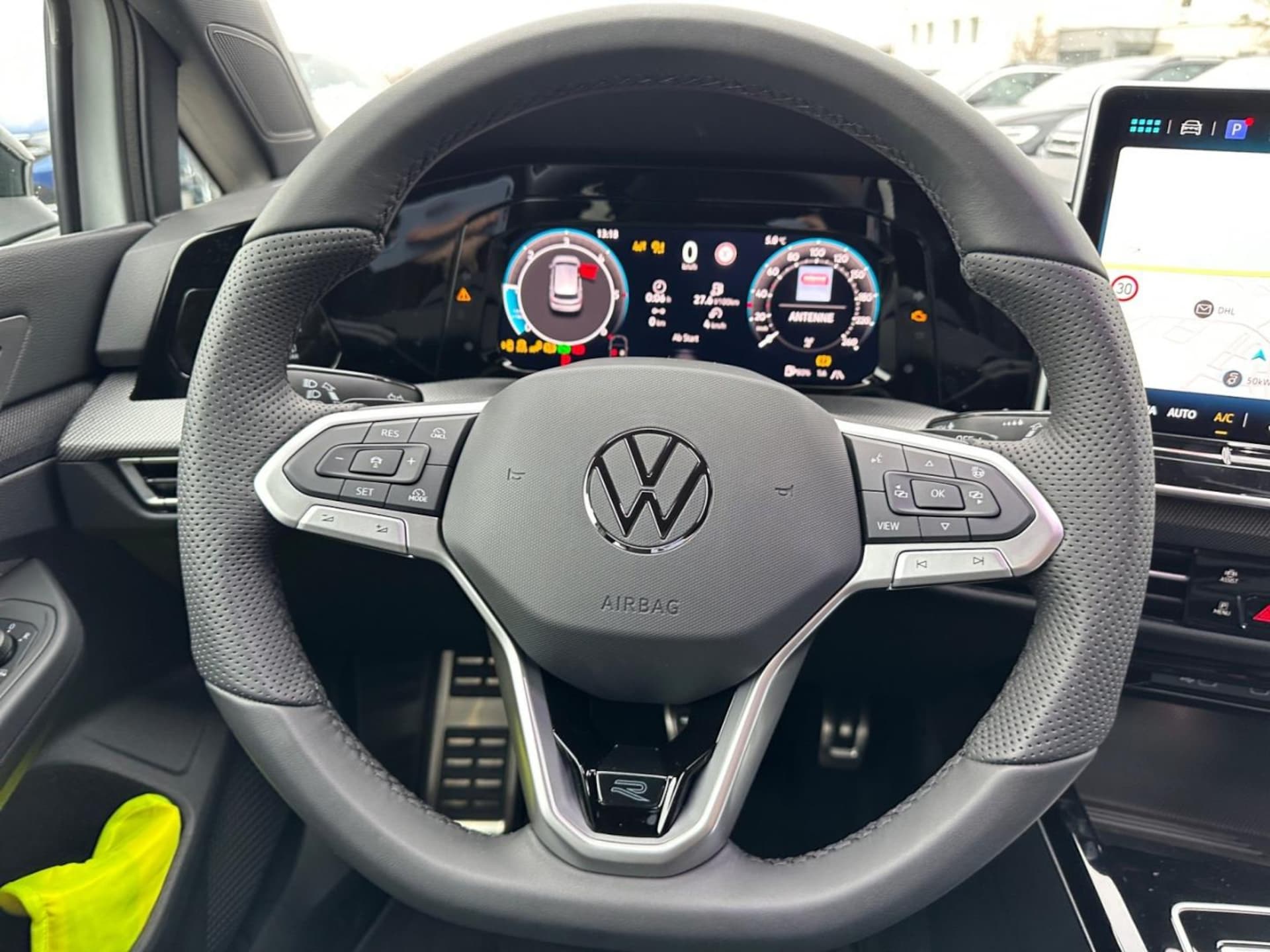 Volkswagen Golf R-Line