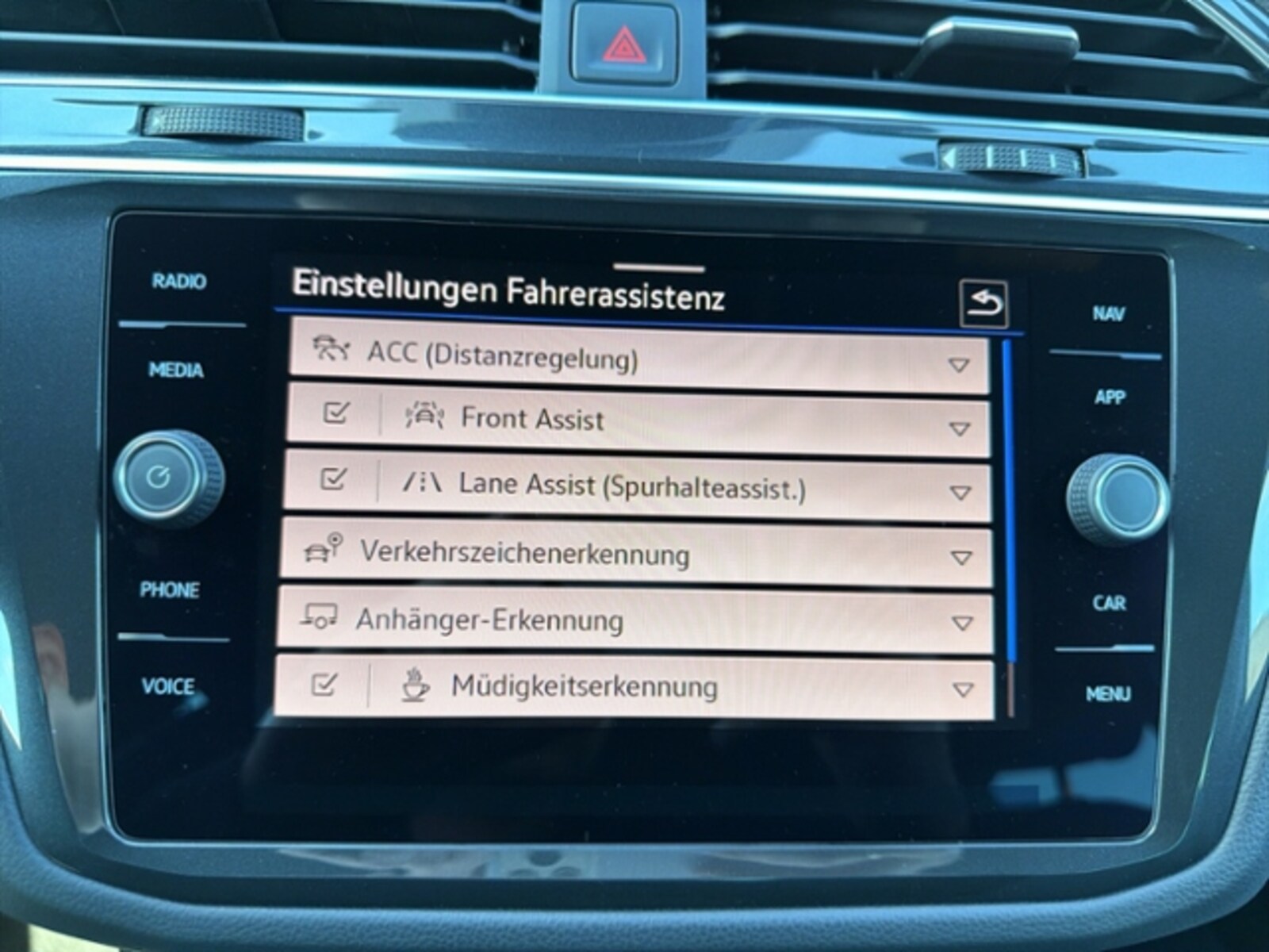 Volkswagen Tiguan – Bild 27