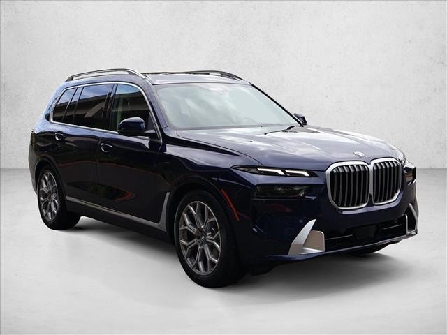 2023 BMW X7