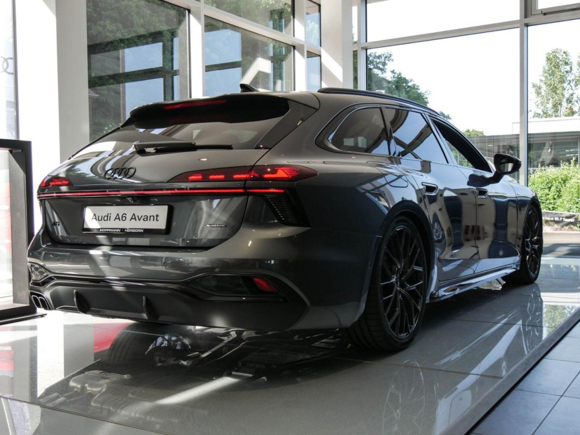 Audi A6 Avant edition one