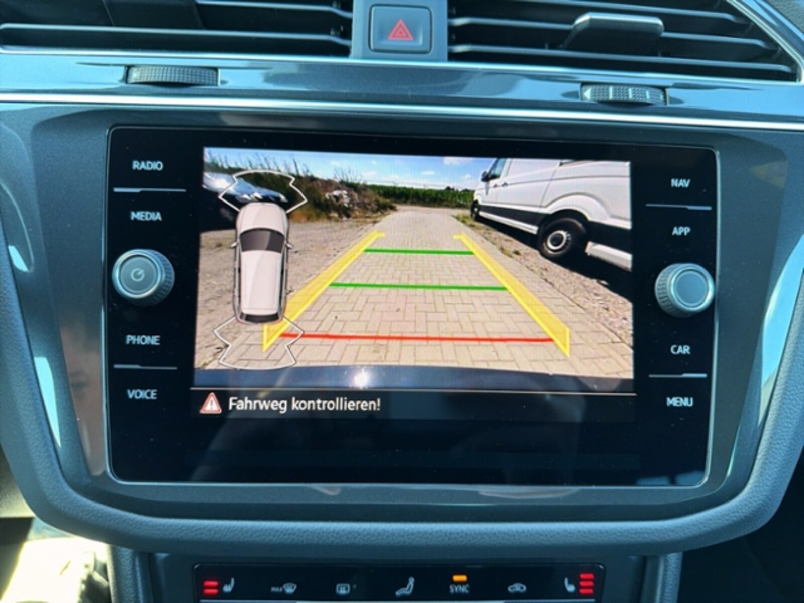 Volkswagen Tiguan – Bild 28