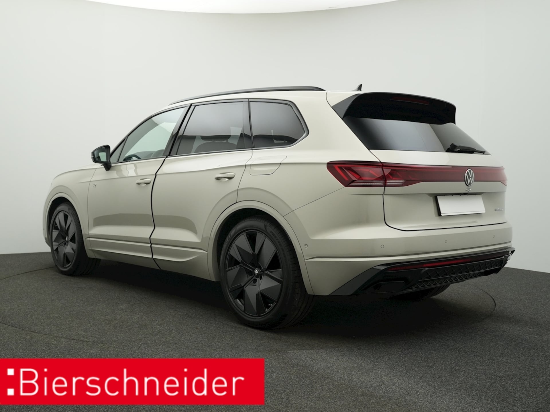 Volkswagen Touareg R