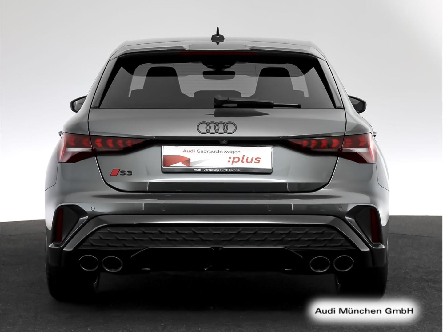 Bild über Audi S3 Sportback TFSI quattro S tronic - für weitere Informationen kontaktieren Sie den Audi Partner