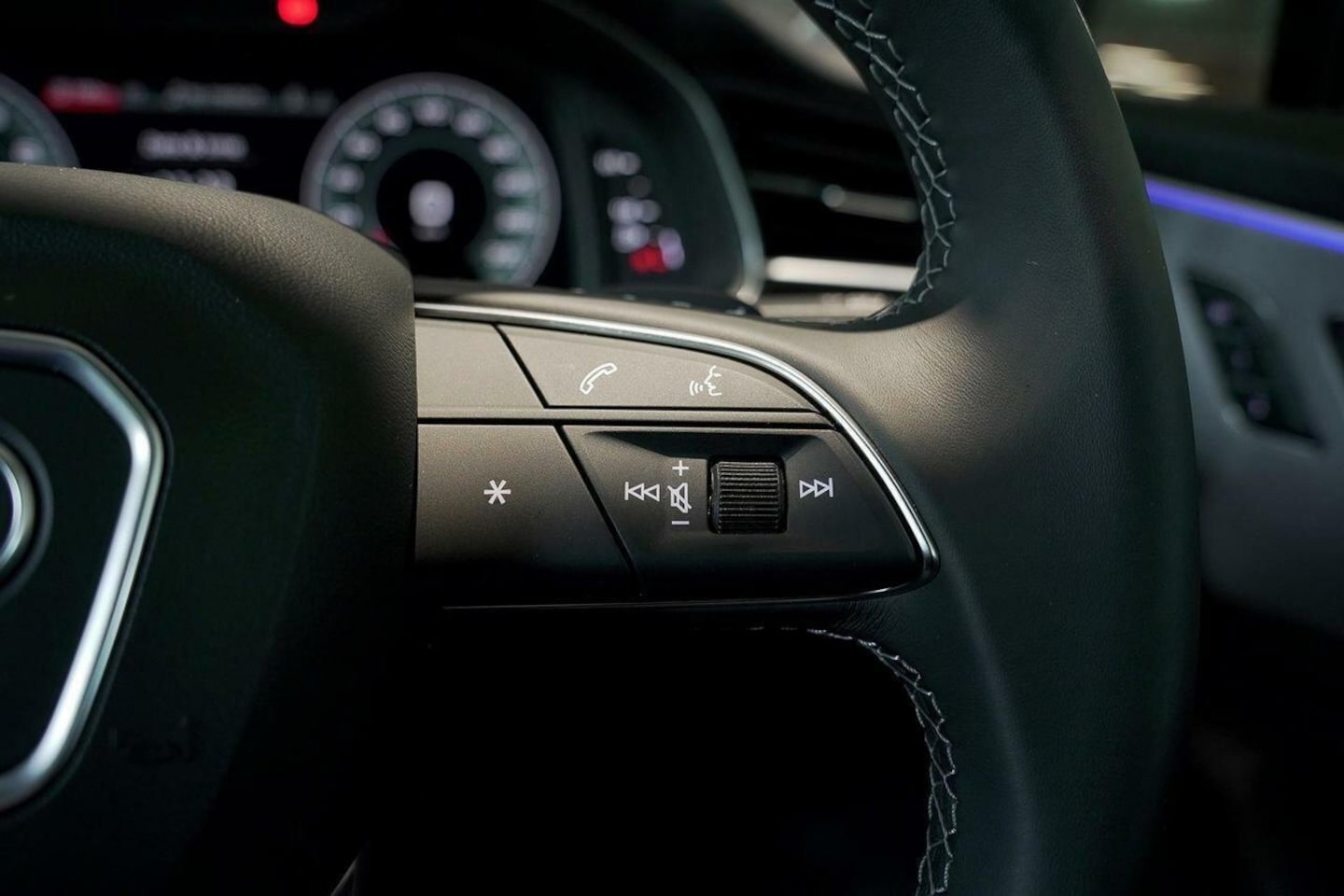 Image about Audi Q7 SUV TFSI quattro tiptronic
