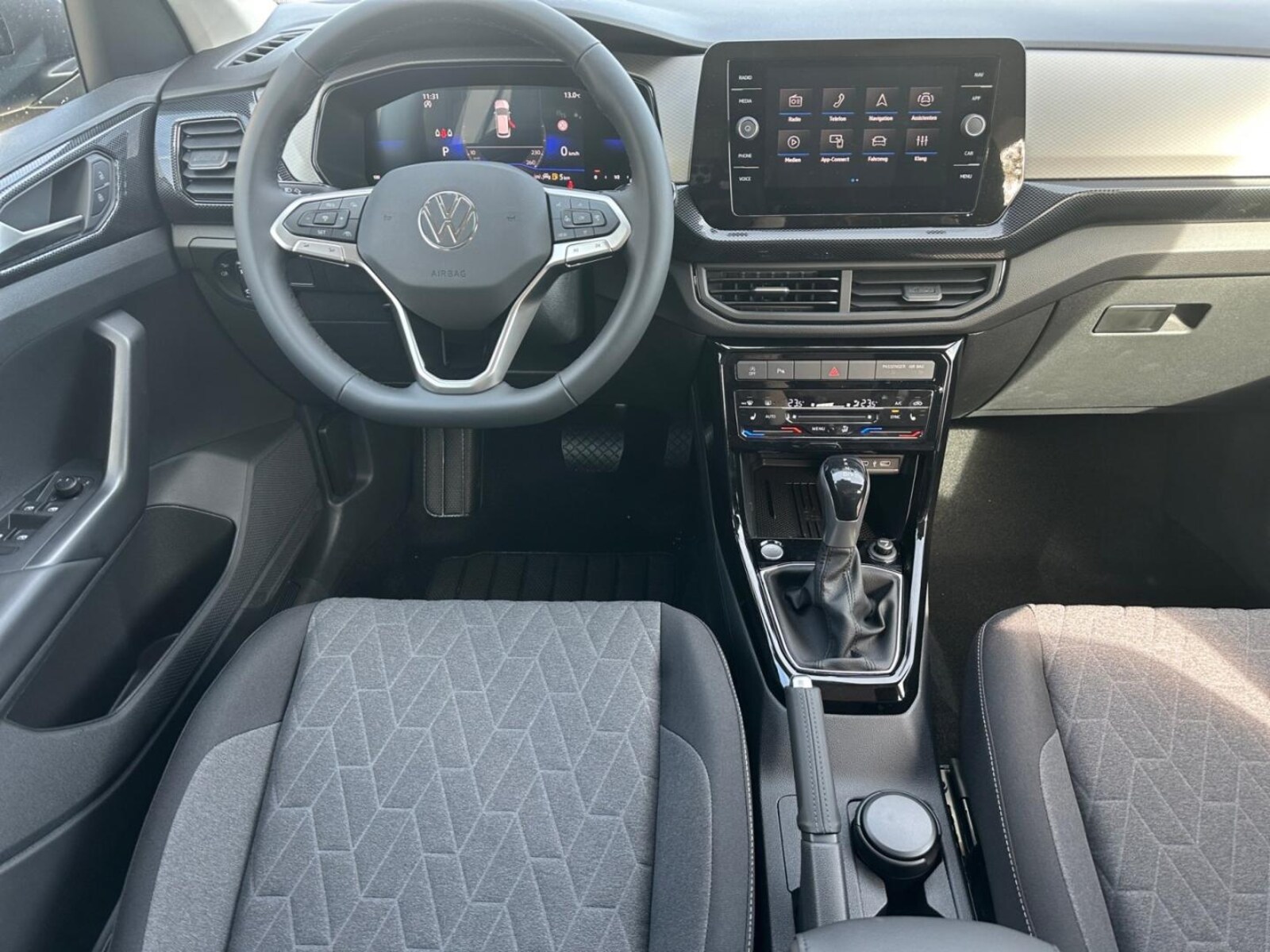 Volkswagen T-Cross – Bild 12