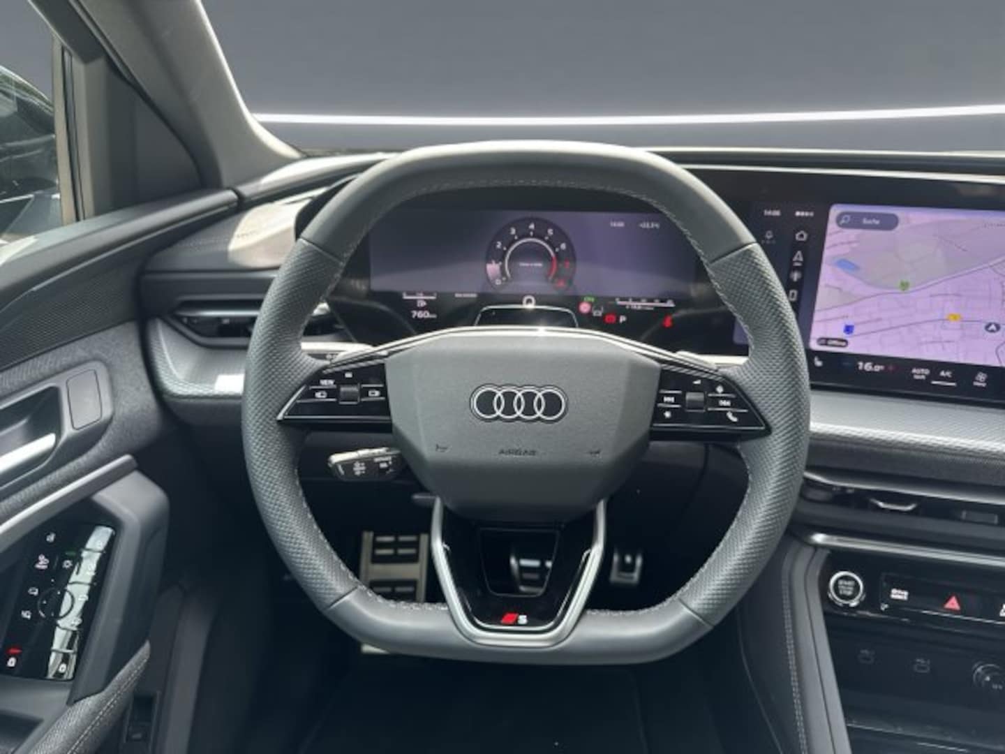 Bild über Audi Q5 SUV TFSI quattro 150 kW S tronic - für weitere Informationen kontaktieren Sie den Audi Partner