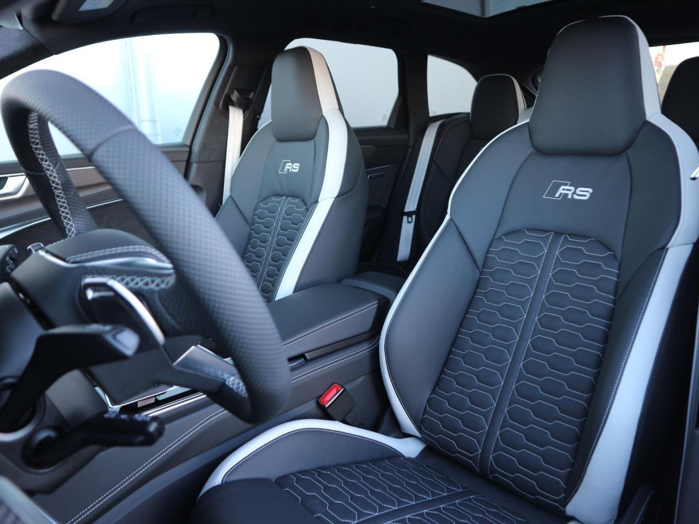 Image about Audi RS 6 Avant performance quattro tiptronic