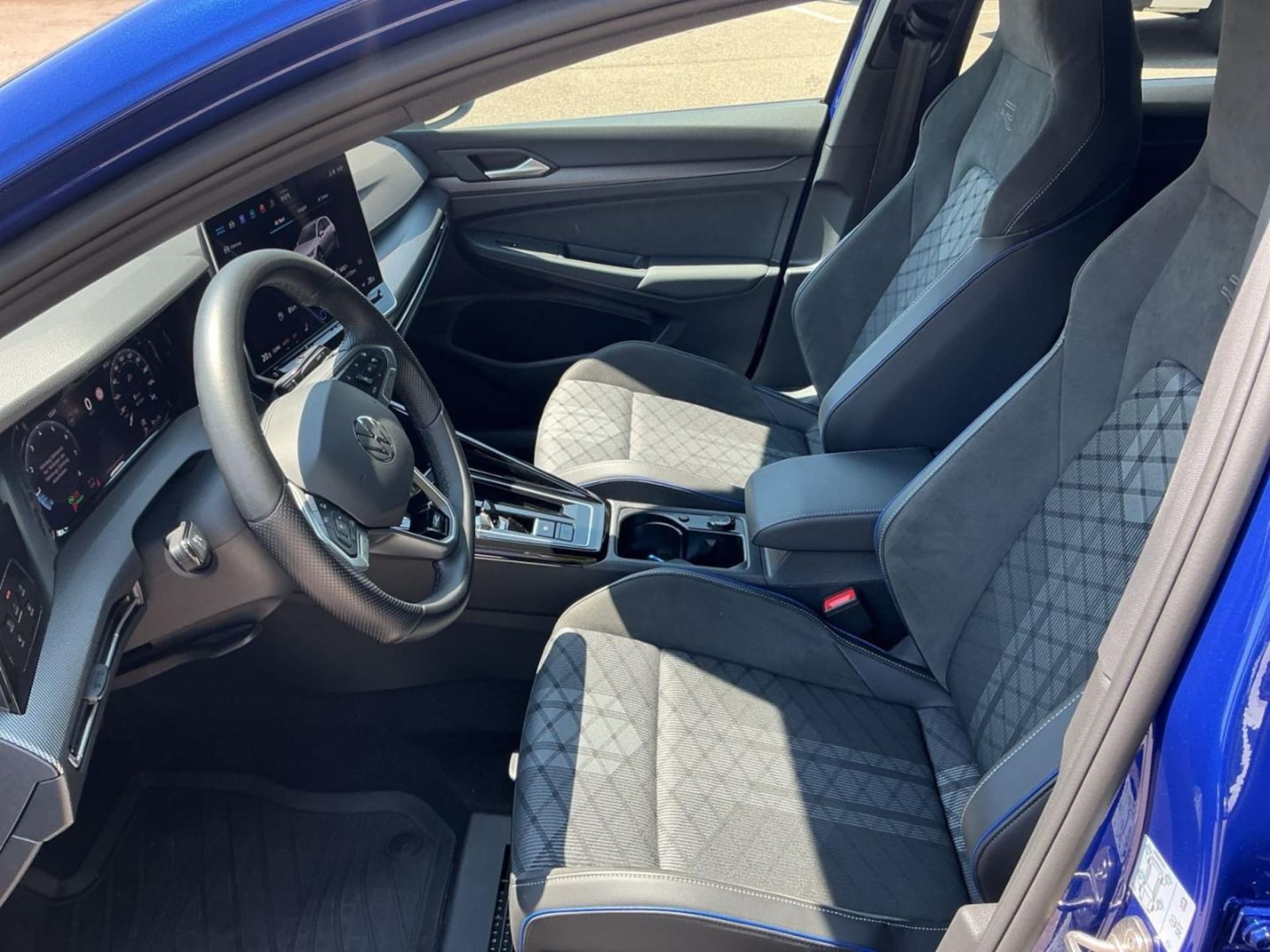 Volkswagen Golf R-Line
