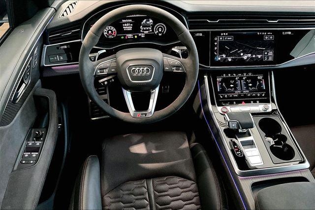 2025 Audi RS Q8 SUV performance