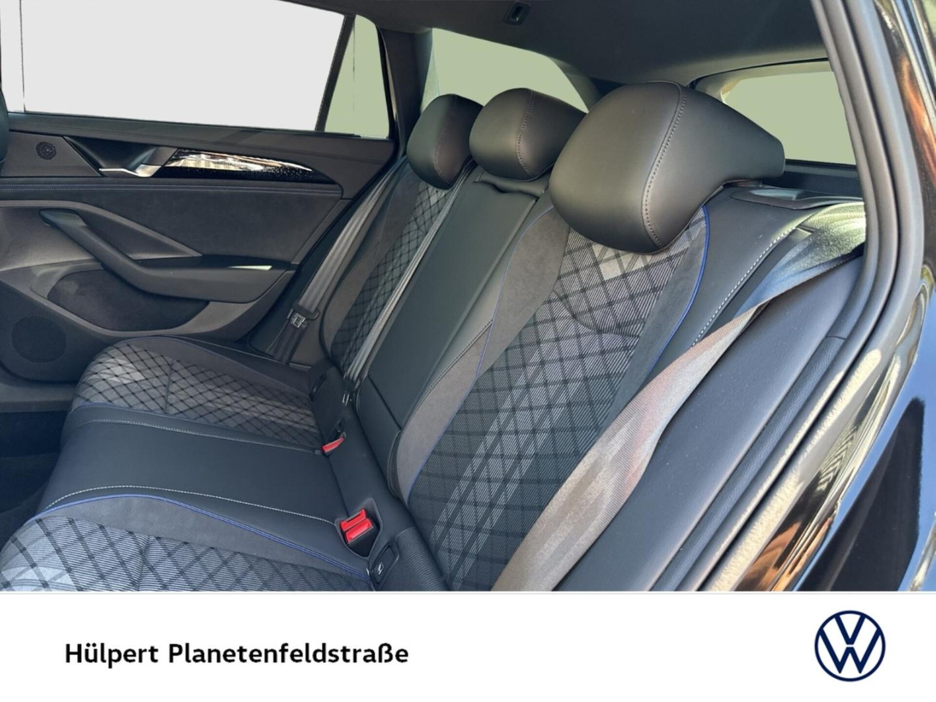 Volkswagen Passat R-Line