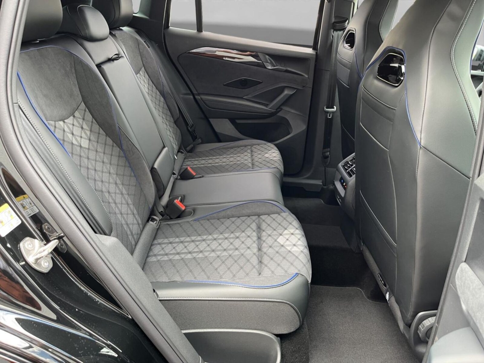Volkswagen Tiguan – Bild 21