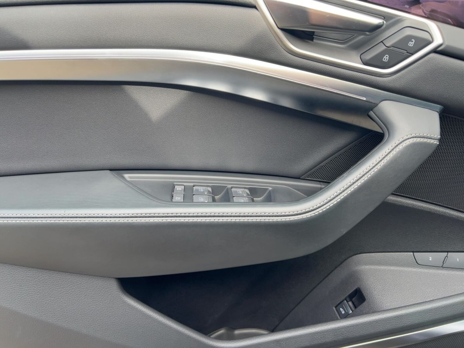 Audi Q8 e-tron – Bild 12