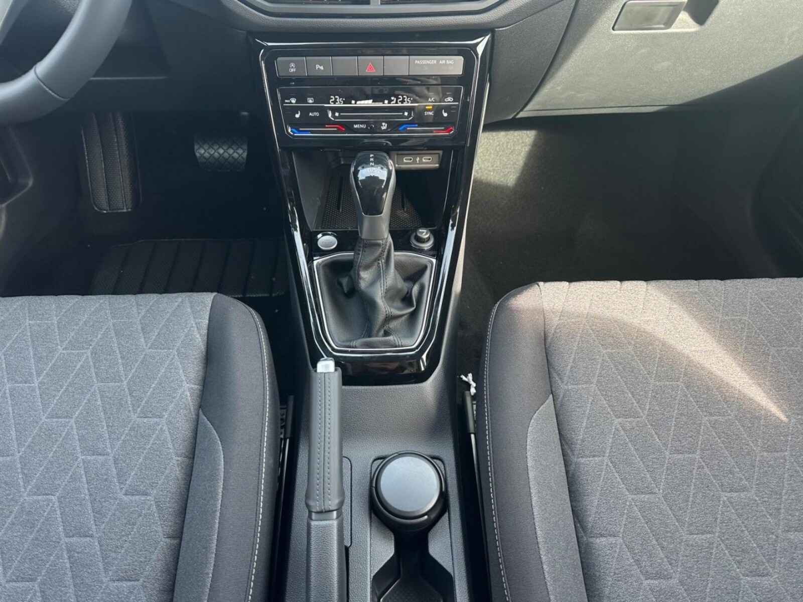 Volkswagen T-Cross – Bild 13
