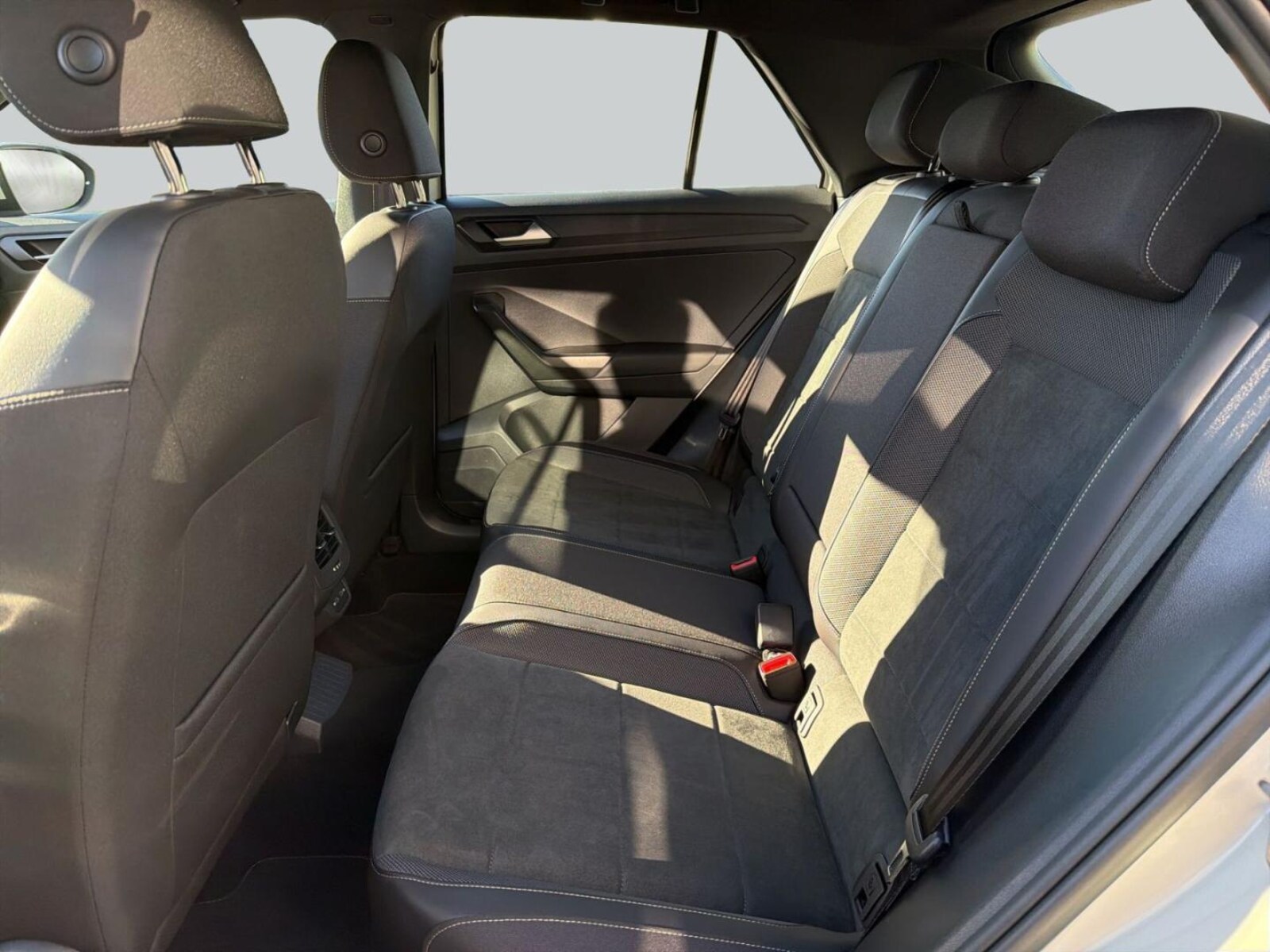 Volkswagen T-Roc – Bild 13